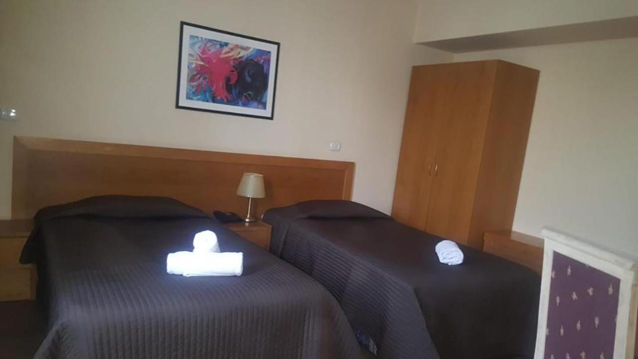 Hotel Doro City Тирана Экстерьер фото
