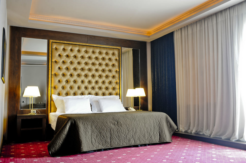 Hotel Doro City Тирана Экстерьер фото