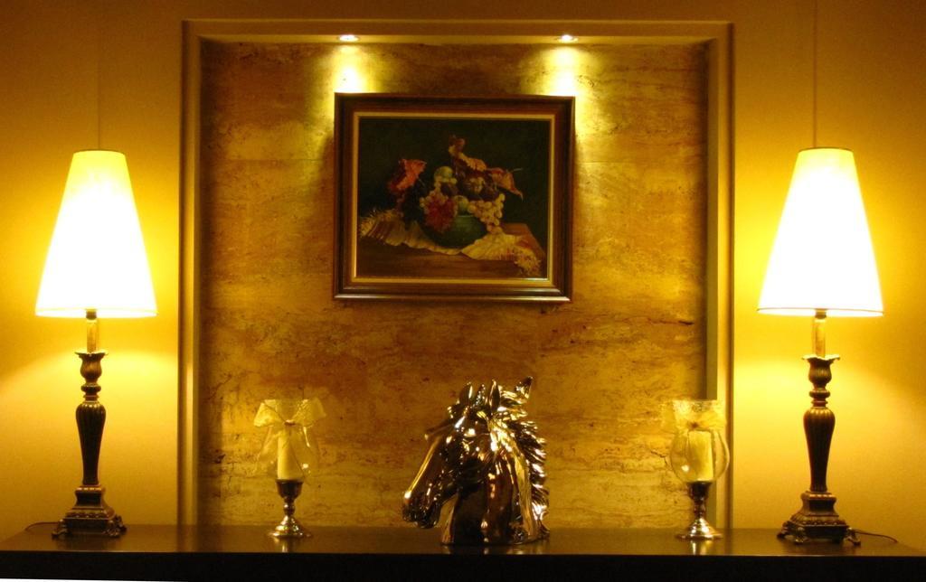 Hotel Doro City Тирана Экстерьер фото