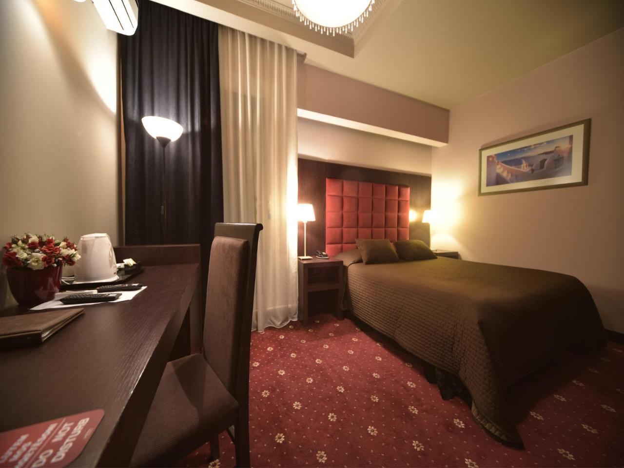 Hotel Doro City Тирана Экстерьер фото